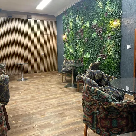 Gallery Hotel Sis-2